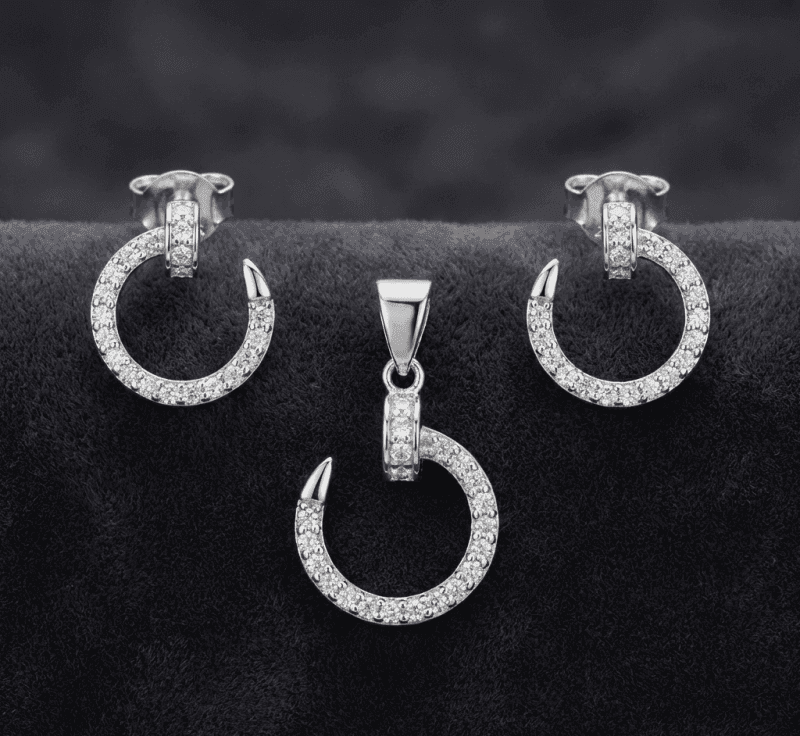 Crystal Circle Grace Set (Studs & Pendant)